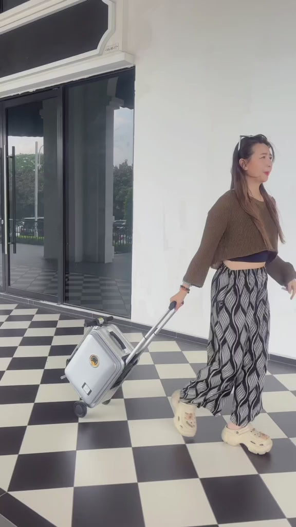 Smart Electric Ride-On Luggage | 110kg Load, TSA Lock